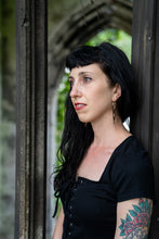 Load image into Gallery viewer, Vespira Earrings